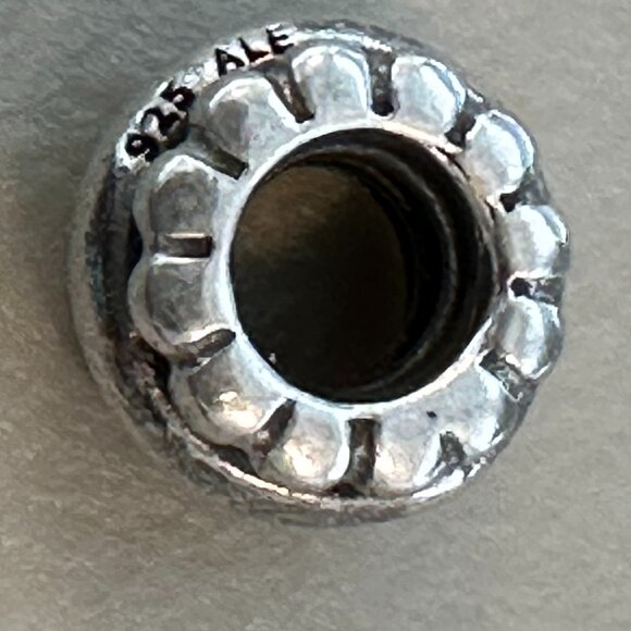 PANDORA Dots & Lines Charm SPACER RETIRED 925 ALE Bead - EUC - Picture 3 of 8